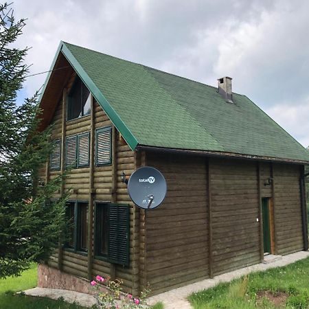 דירות זבליאק Kuca U Borju - House In Pines מראה חיצוני תמונה
